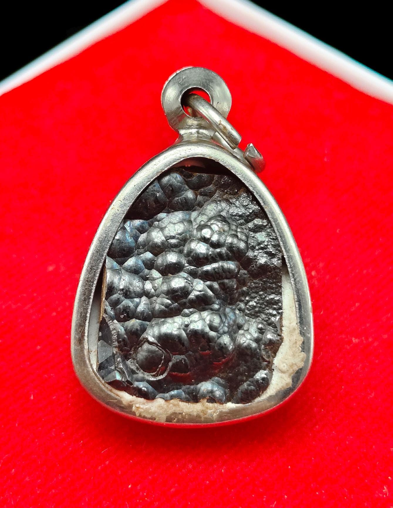 LEK LAI 神聖レクライ ペンダント レア タイ ブラック お守り THAI Cased Mysterious Sacred Leklai Stone Power Magic Charm Protect
