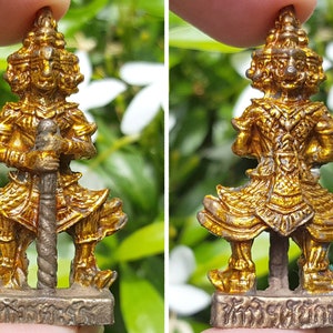 Thao Wessuwan Giant LP Du Wat Sa Kae Thai Amulet Holy Temple Cased #11588a