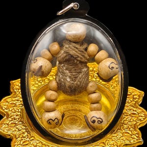 Voodoo Bodyguard Wooden Hoon Payon Haunted Dol HPY Charm Protect Talisman Thai Amulet #aa4461