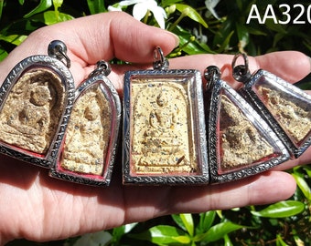 Phra Somdej Benjapakee Sarira Phra Tad Wat Wang na Charm Protection Talisman Pendant Thai Buddha Amulet #3206