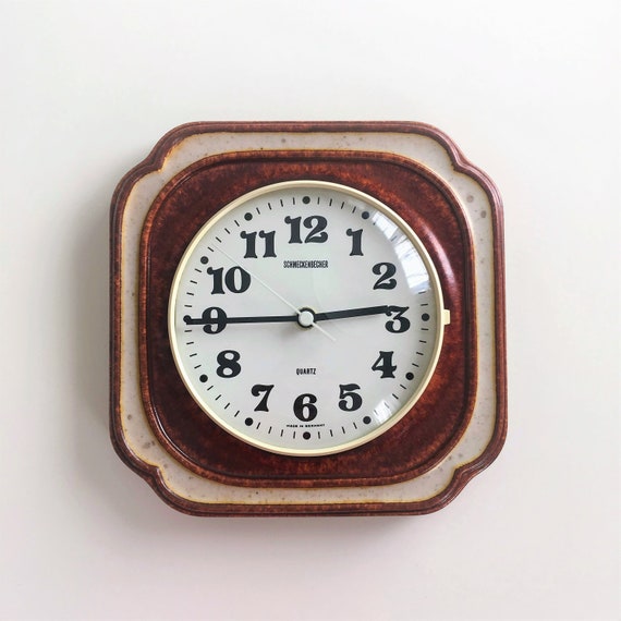 Datant antique horloges murales