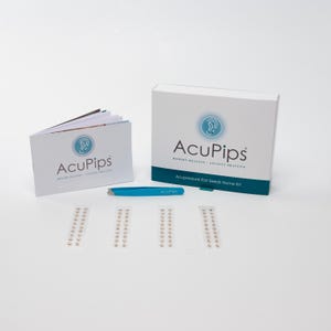 Kit de graines auriculaires pour un bien-être quotidien. 80 graines auriculaires, ! 2 cartes auriculaires, conçues par des acupuncteurs.
