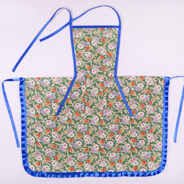 Keukenschort - Bloemen - Cadeau voor verjaardag - Schort met zakken - Handgemaakte vintage schort - Groen en blauw - Klaar om te verzenden!