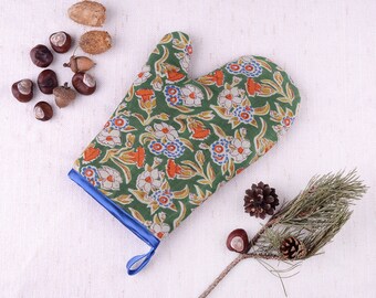 2 guantes de cocina - Guantes para el horno verdes hechos a mano -Flores -Estilo vintage -El mejor regalo para cumpleaños- Listo para enviar