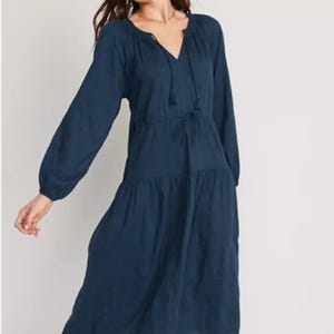 Taille XXL - Robe longue paysanne taille cintrée Manches longues, manches raglan, robe brodée à plusieurs niveaux bleu océan, mélange de coton, fabriqué en Inde