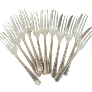 Pastry Fork, Cake Fork, Antique 3 prong forks EPNSAI  Silver Plate 11 5&quot; Forks