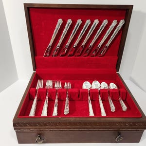 Bellfontaine Silverplate Flatware Wedding Gift Boxed Set Service for Elegant Dining Silver Ware Complete Collection Formal Table Setting