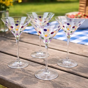 Pampered Chef Martiniglas Set med 4 färgglada prickiga glasögon Roliga cocktailglas Underhållande bartillbehör Presentidé