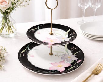 Soporte vintage para postres con diseño floral de dos niveles / Plato para tartas de porcelana blanca y negra con asa dorada / Elegante servidor para té con encanto real de Japón