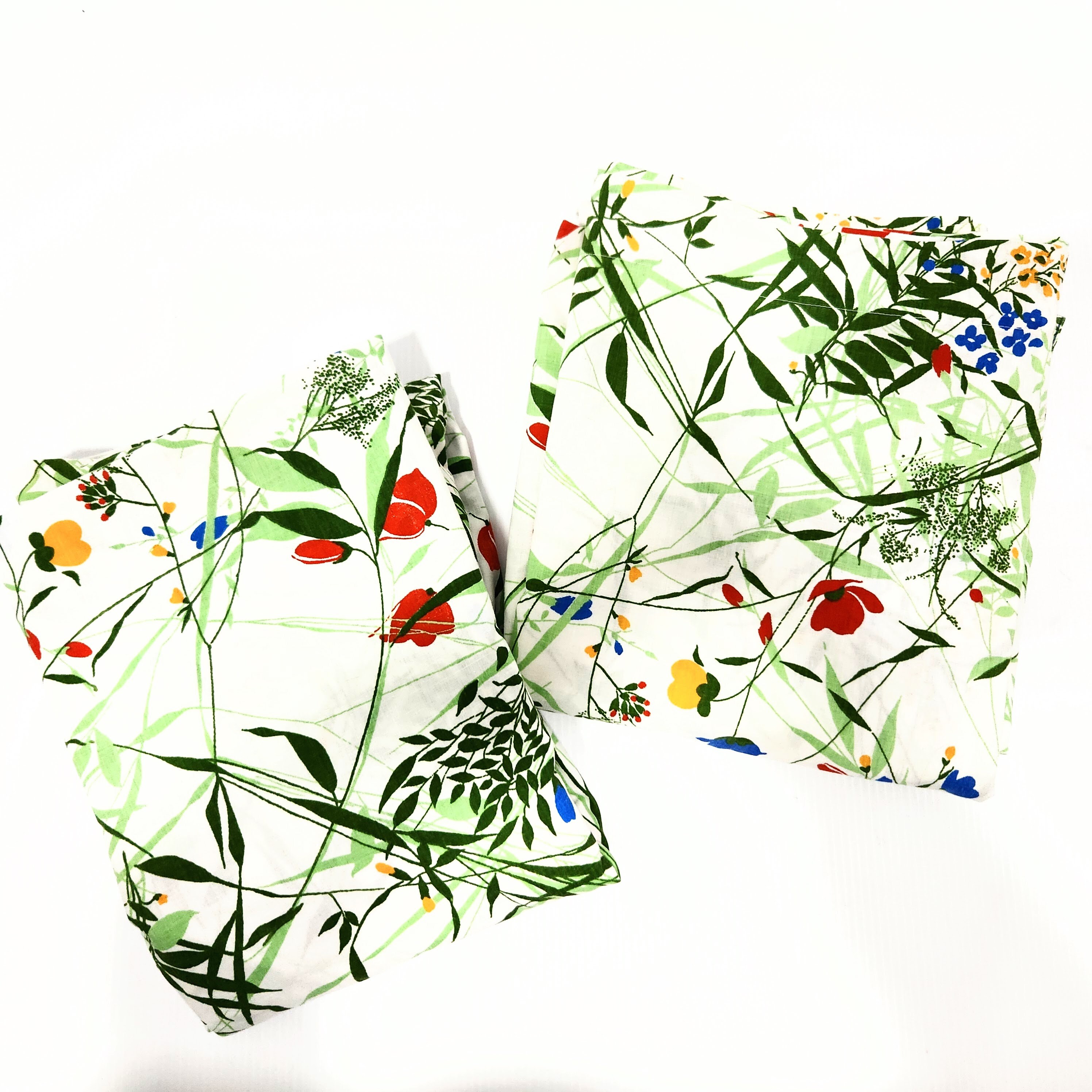 Texmade Canada Double Sheet Set, Top Sheet and Fitted Sheet, green Spring Flowers, 50/50 Polyester Cotton 70s sheet set Bright Floral Fabric