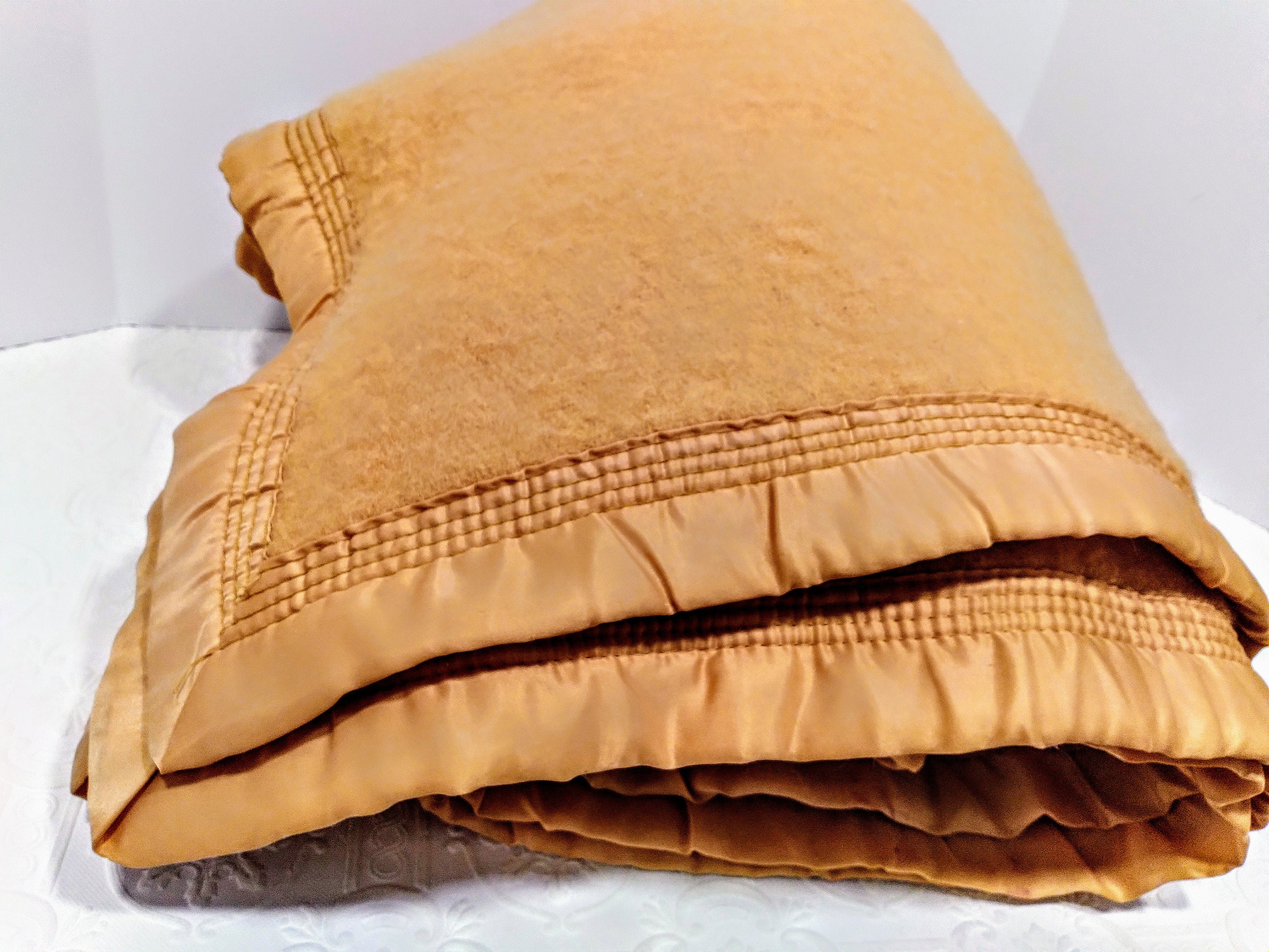 Eaton wool blanket European Collection rust/gold amber Etsy