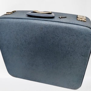 Vintage Suitcase Prop Set - Denny Manufacturing