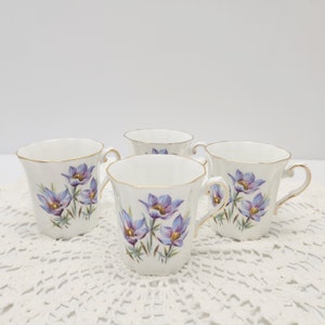 Mom Gift, Grandma Gift 2 mugs or 4 mugs or 8 mugs