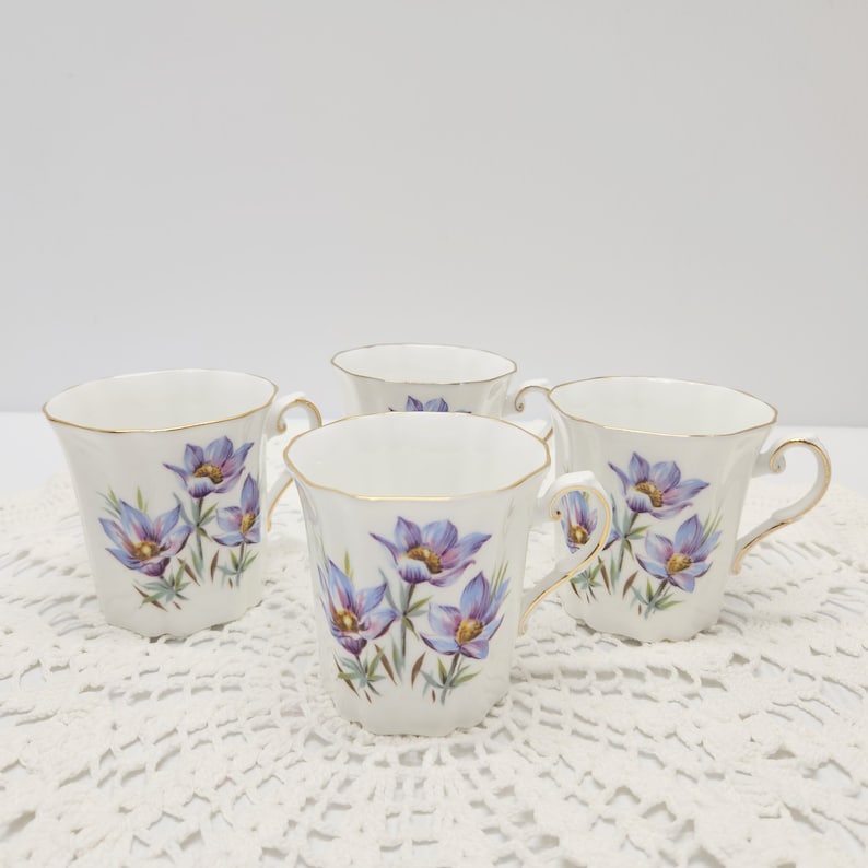 Mom Gift, Grandma Gift 2 mugs or 4 mugs or 8 mugs