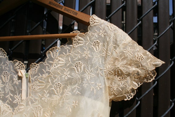 Vintage 1950s Wedding Gown Princess Dress Lace Tu… - image 5