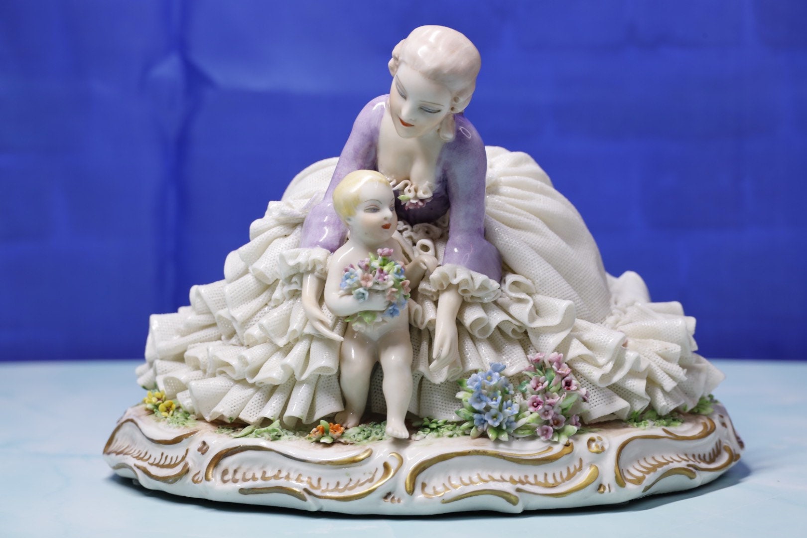 Luigi Fabris Italian Capodimonte Figurine Porcelain Lace Mother