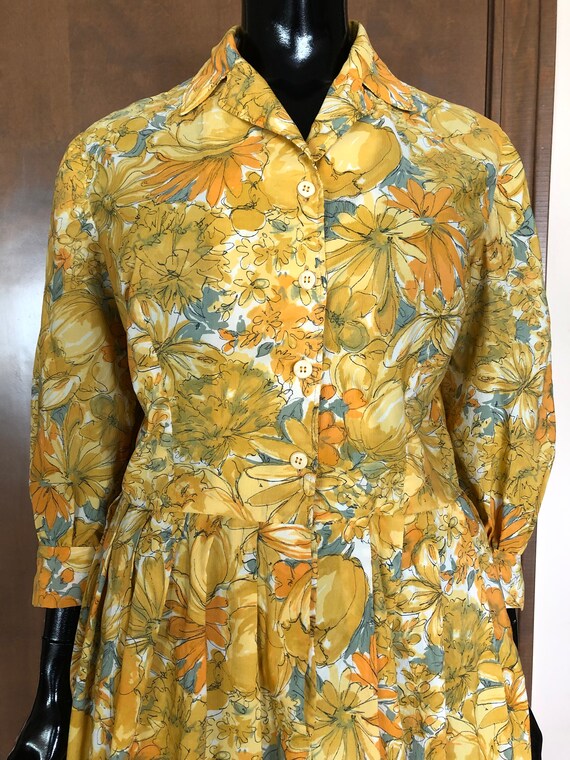 1950s Dress Yellow Floral Daydress - image 4