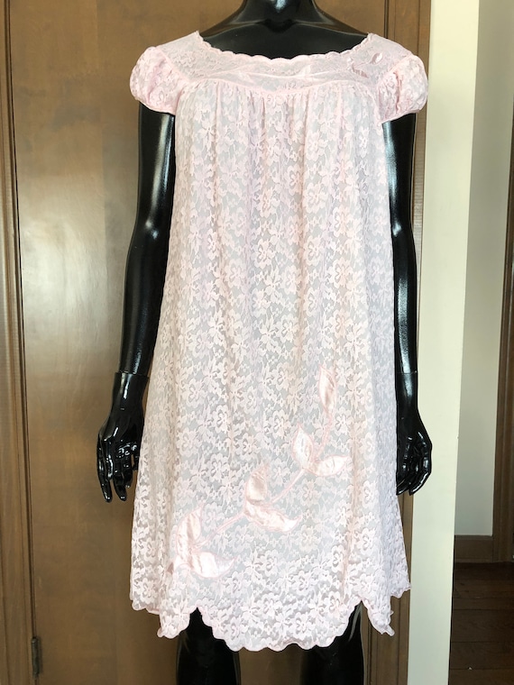 1960s Nightgown Pink Lace and Satin Appliqué - image 1
