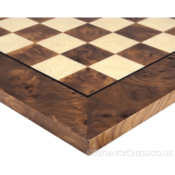 The Highgrove Briarwood Luxury Chess Set