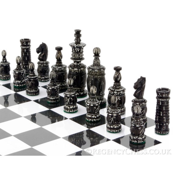 Type I Bone Barleycorn Chessmen - www.