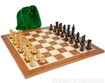 Conquest Series Black and Mahogany Chess Set