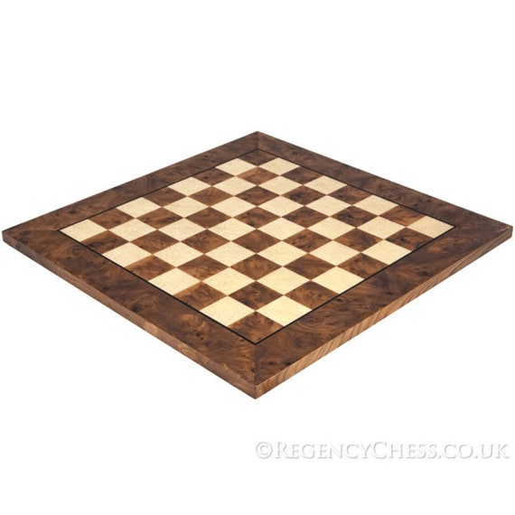 The Highgrove Briarwood Luxury Chess Set