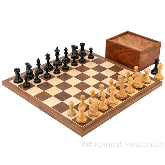 English & Scottish Theme Chess Set with Classic Walnut & Maple Chess Board