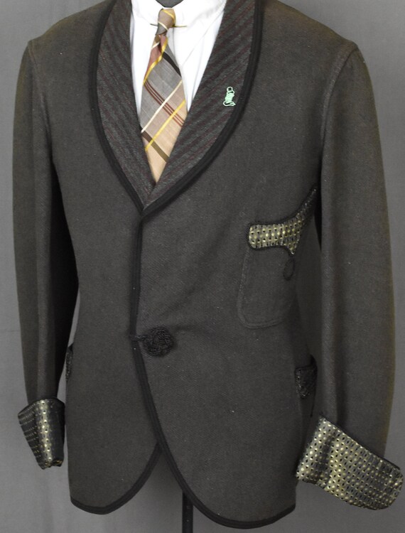 10s 20s Brown SB Shawl Collar Smoking Jacket - Vin