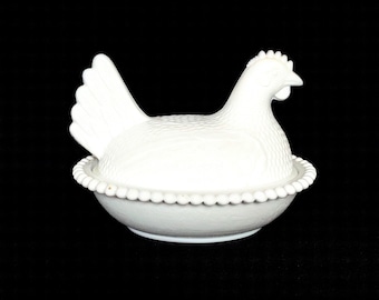 Indiana Glass Nesting Hen Vintage White MilkGlass Covered Dish Bowl Chicken c1970s