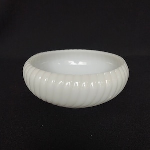 Vintage Swirl Ribbed Milk Glass Bowl Dish - Vintage MilkGlass