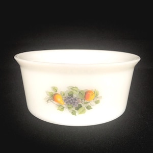Vintage ARCOPAL White MilkGlass Bowl Straight-side Large Serving Dish Casserole