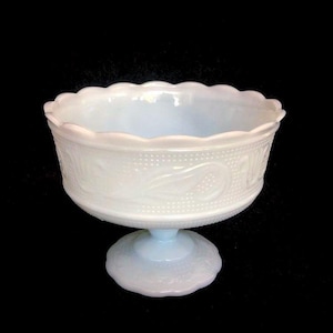 Vintage MilkGlass Footed BOWL / COMPOTE / PLANTER Scalloped Rim - Milk Glass