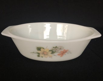 Vintage Autumn Glory JAJ Pyrex Oval Casserole Dish - Milk Glass Baking Dish - Made in England - Vintage Ovenware - Retro Kitchen