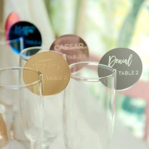 Gepersonaliseerde acryllabels voor bruiloft, plaatskaarten met tafelnummers, glasmarkering, couvert, drankjelabel