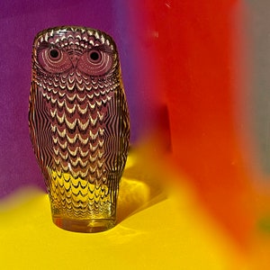 Vintage Mid Century Decorative Table Top Lucite Owl Sculpture Black & White lite Yellow Tint Designed By Abraham Palatnik