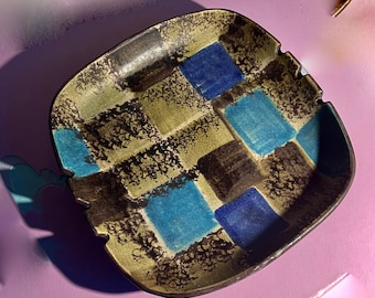 Vintage grande colorido gráfico firmado MCM Aldo Londi bandeja de ceniza de cerámica, plato de caramelo, curiosidad de mesa, arte decorativo, decoración del hogar, arte