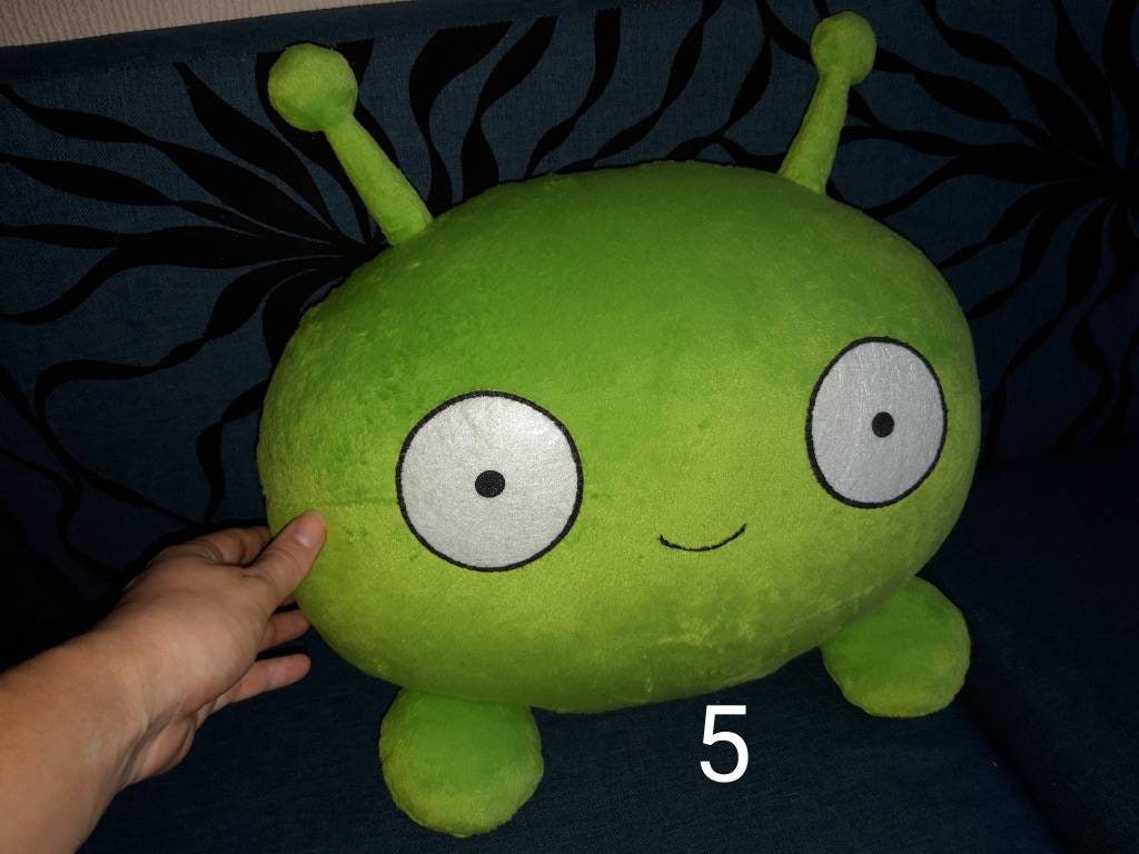 mooncake final space plush
