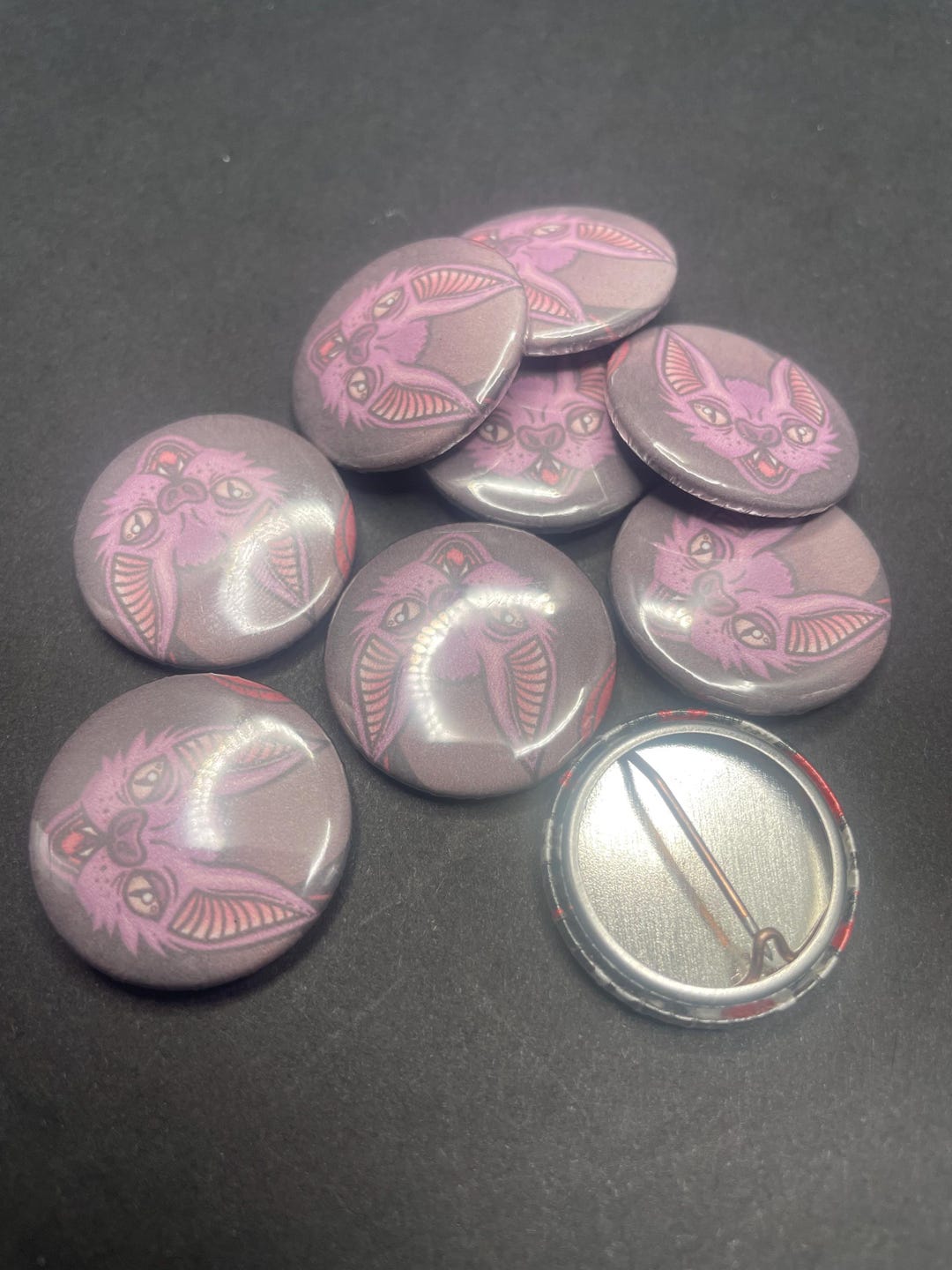 Vampire Bat Face Cute Pins Badges Buttons Goth Gothic Spooky Creepy ...