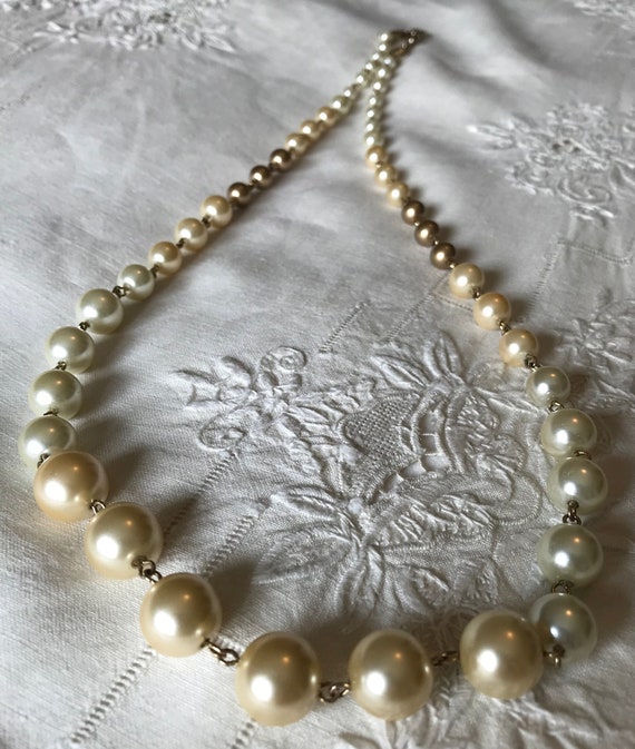 Vintage Napier Gold Tone Chain with Faux Pearls 29