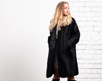 Vintage Luxurious Fur Coat . 60s Women Oversize Long Fur Coat Chic Perfect Black Winter Coat Vintage Clothing Gift for Woman . size Large