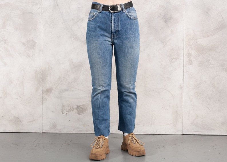 90s Straight Leg Jeans . Vintage Slim Fit Denim Pants Cropped Wide Leg Jeans Mid Rise Jeans 1990s Vintage Jeans Women . size W32 Medium image 4