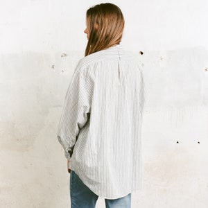 Women's Oversized Band Collar Shirt . Lightweight Long Sleeved Summer Shirt Striped Shirt 90s Blouse Casual Boyfriend Shirt . size Large image 4