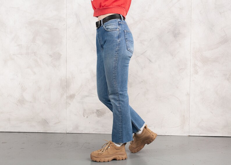 90s Straight Leg Jeans . Vintage Slim Fit Denim Pants Cropped Wide Leg Jeans Mid Rise Jeans 1990s Vintage Jeans Women . size W32 Medium image 8