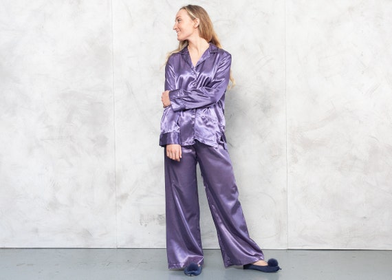 Vintage Purple Silky Pajama Set . Vintage Pajama S