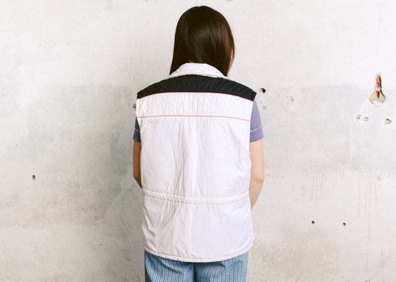 90s Padded Gilet Vest . Women Vintage Sleeveless Jacket Oversized White Vest Active Wear Casual Sports Vest Spring Puffer Vest . size Large image 3