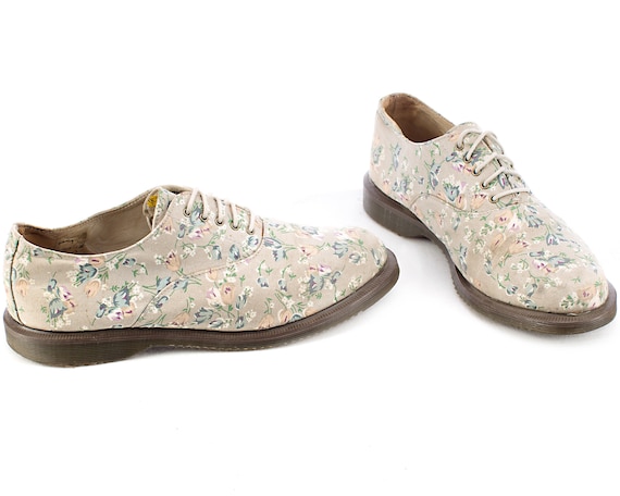 Floral canvas cheap doc martens