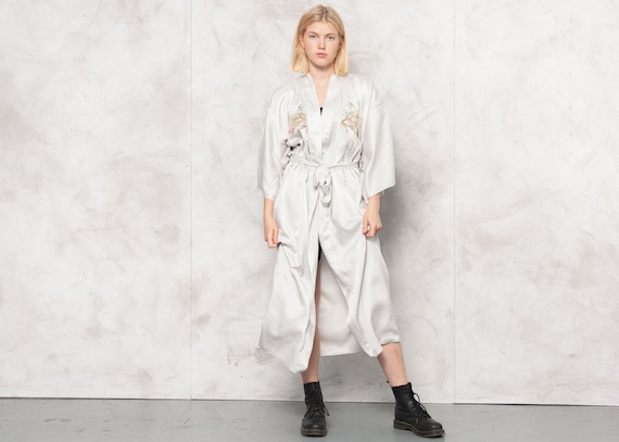 Vintage 80s Off-White Silk Chinese Robe . Womens K