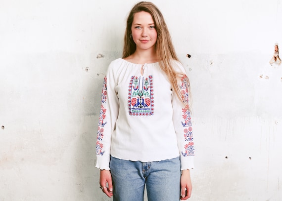 Vintage Hungarian Embroidered Blouse . Vintage Boh