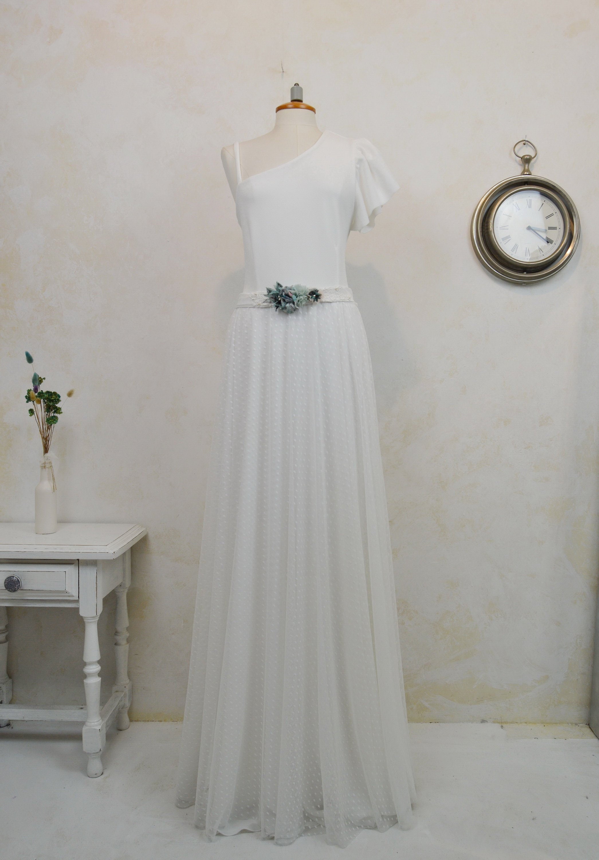 Boho Chic White Twilight Wedding Dress Hippie Chic Wedding Dress