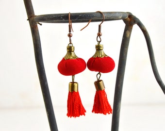 red tassel earrings, bohemian red tassel earrings, handmade red tassel earrings,original red tassel earrings